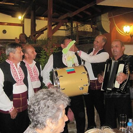 Armira Family Hotel Ivajlovgrad Esterno foto
