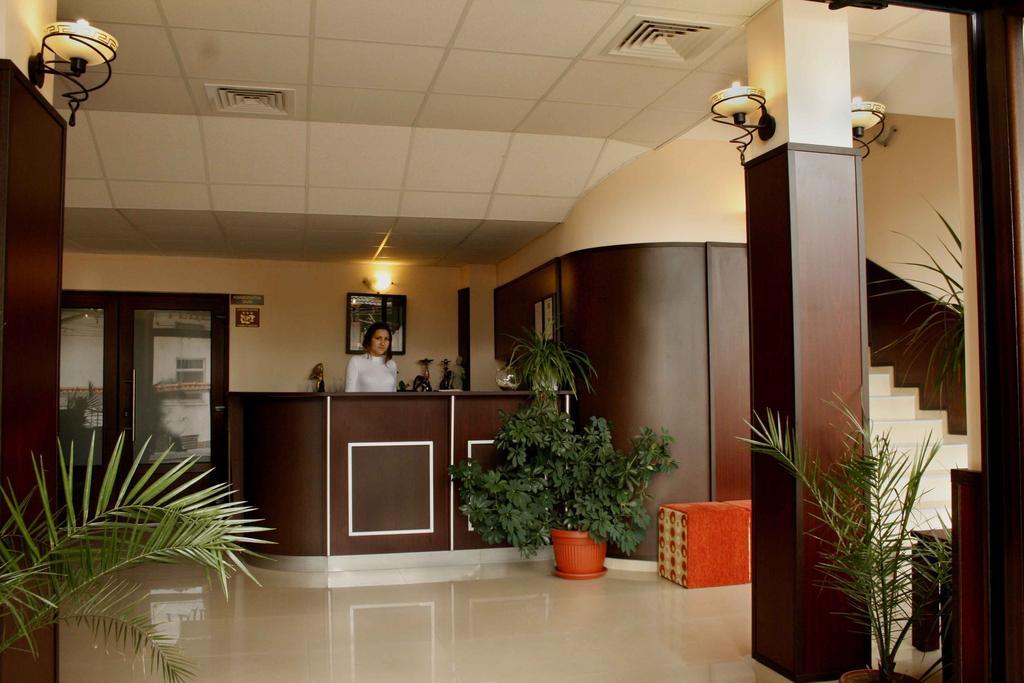 Armira Family Hotel Ivajlovgrad Esterno foto